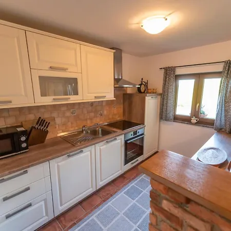 Nyaraló Hill Haloze *