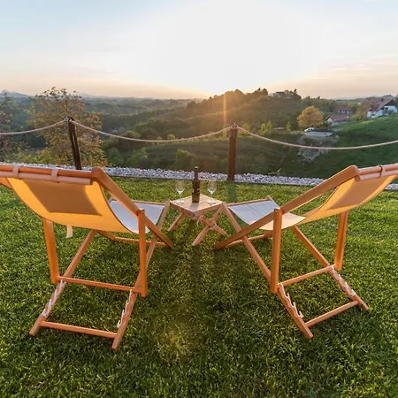 Nyaraló Hill Haloze