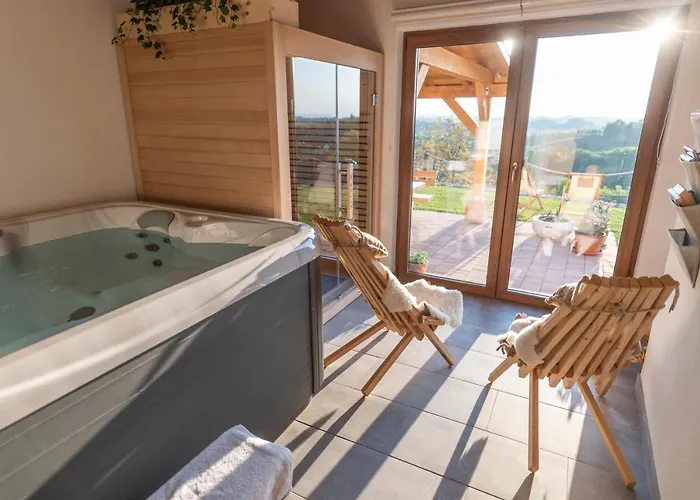 度假居 Hill Haloze